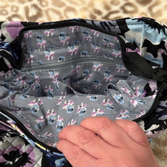 Vera Bradley Glenna satchel purple floral handbag - Picture 7 of 9